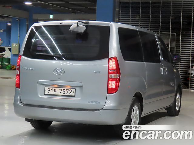 Hyundai Starex 2015 thumb 3
