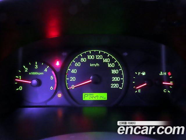 Hyundai Starex 2015 thumb 9