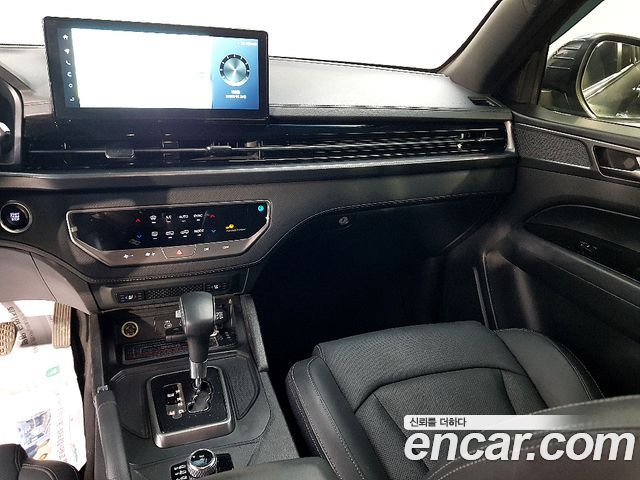 SsangYong Rexton 2023 thumb 11