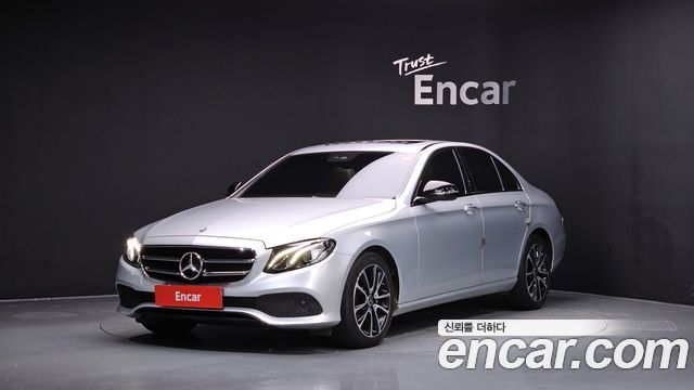 Mercedes-Benz E-Class 2020 thumb 2