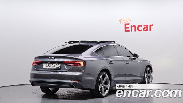 Audi A5 2019 thumb 3