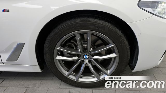 BMW 5 серии 2020 thumb 5