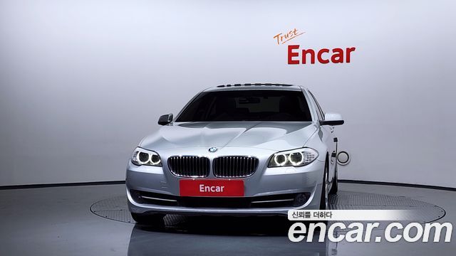 BMW 5 серии 2013 thumb 4
