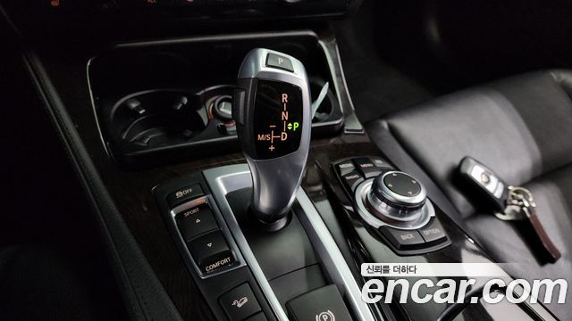 BMW 5 серии 2013 thumb 9