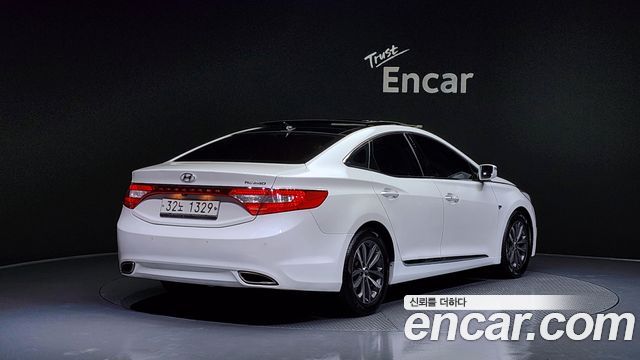 Hyundai Grandeur 2012 thumb 3