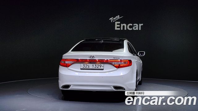 Hyundai Grandeur 2012 thumb 5