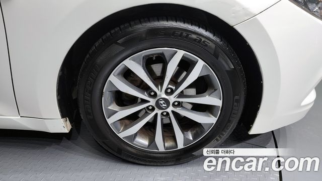 Hyundai Grandeur 2012 thumb 6