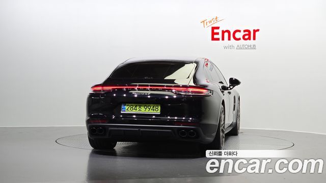 Porsche Panamera 2021 thumb 4
