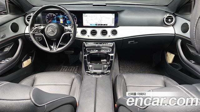 Mercedes-Benz E-Class 2020 thumb 8