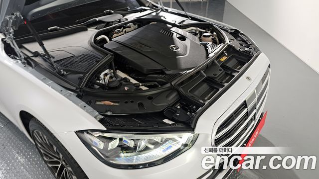 Mercedes-Benz S-Class 2021 thumb 7