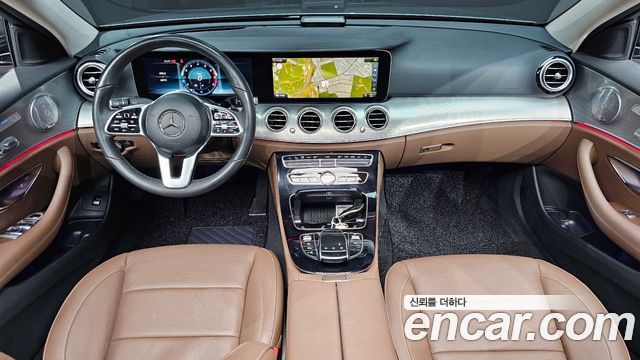 Mercedes-Benz E-Class 2019 thumb 8