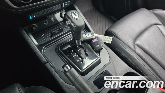 SsangYong Rexton 2020 thumb 10
