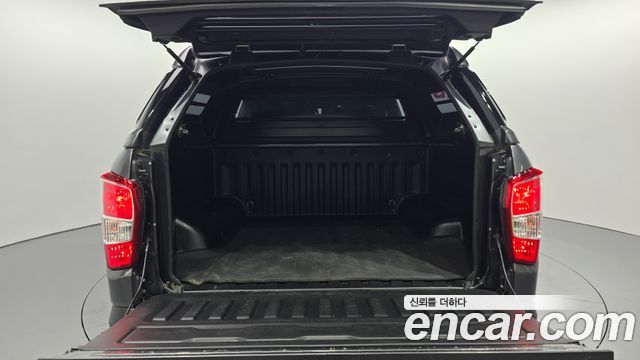 SsangYong Rexton 2020 thumb 11