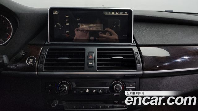 BMW X5 2009 thumb 11