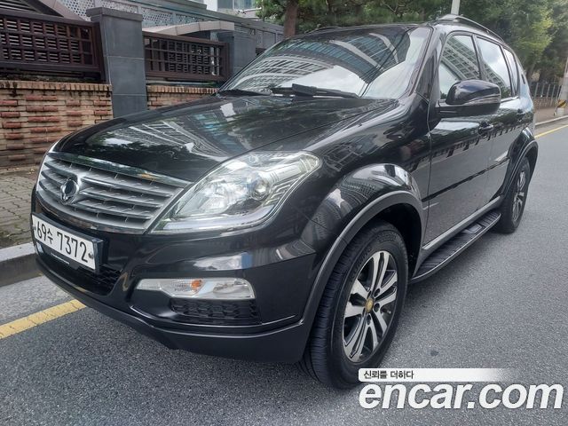 SsangYong Rexton 2014 thumb 3