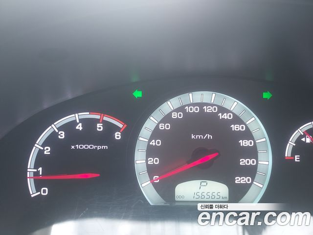 SsangYong Rexton 2014 thumb 11