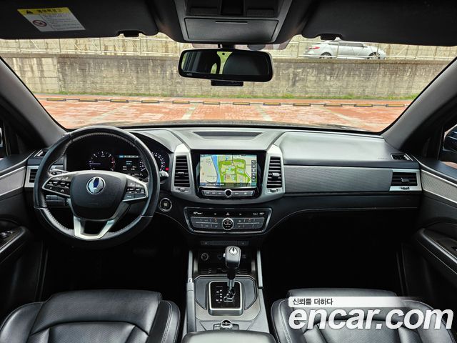 SsangYong Rexton 2019 thumb 7