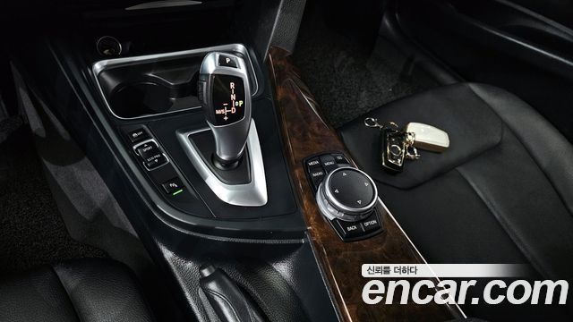 BMW 3 серии 2015 thumb 9