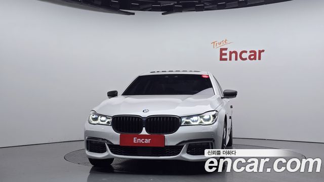 BMW 7 серии 2017 thumb 4
