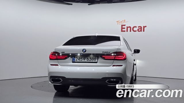 BMW 7 серии 2017 thumb 5