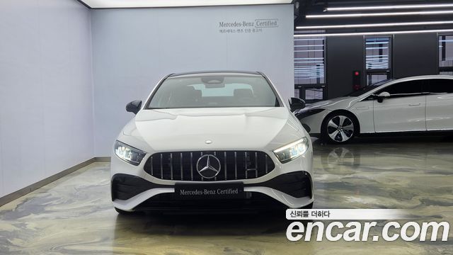 Mercedes-Benz A-Class 2024 thumb 4