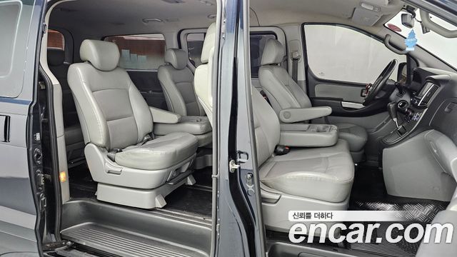 Hyundai Starex 2019 thumb 10