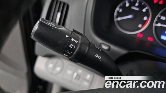 Hyundai Starex 2019 thumb 11