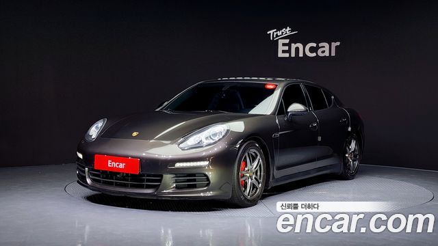 Porsche Panamera 2014 thumb 2