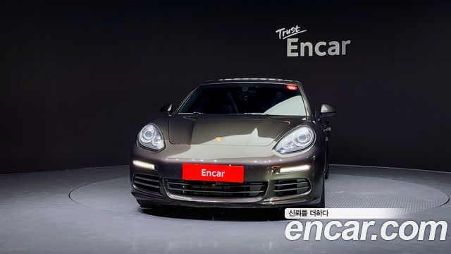 Porsche Panamera 2014 thumb 4