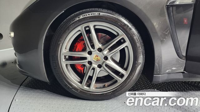Porsche Panamera 2014 thumb 6