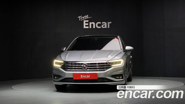 Volkswagen Jetta 2021 thumb 4
