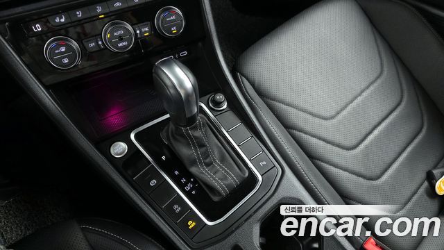 Volkswagen Jetta 2021 thumb 9