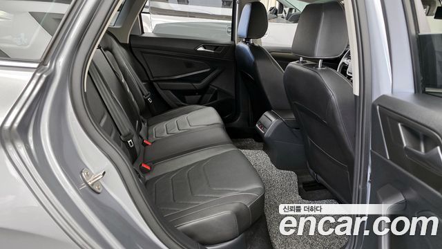 Volkswagen Jetta 2021 thumb 11