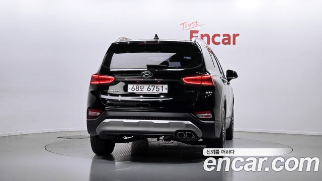 Hyundai Santa Fe 2018 thumb 5
