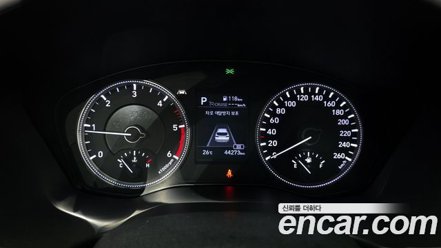 Hyundai Santa Fe 2018 thumb 9