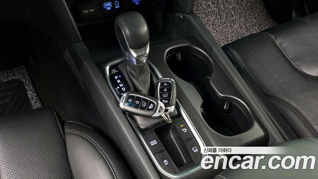 Hyundai Santa Fe 2018 thumb 10