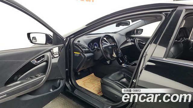 Hyundai Grandeur 2012 thumb 10