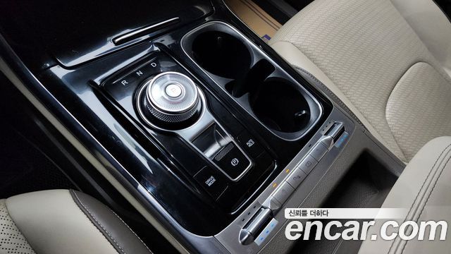 Kia Carnival 2020 thumb 10