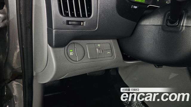 Hyundai Starex 2013 thumb 12