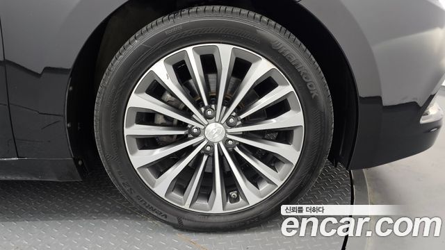 Hyundai Grandeur 2014 thumb 5