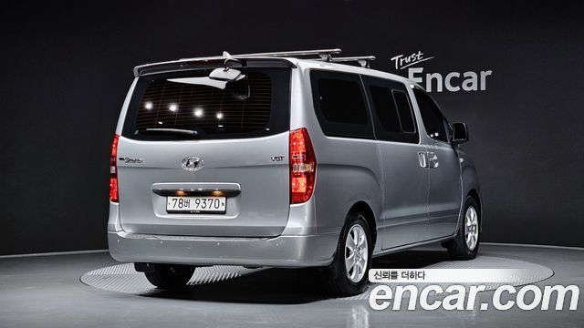 Hyundai Starex 2018 thumb 3