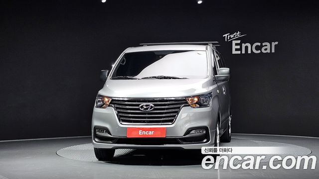 Hyundai Starex 2018 thumb 4