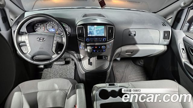 Hyundai Starex 2018 thumb 8