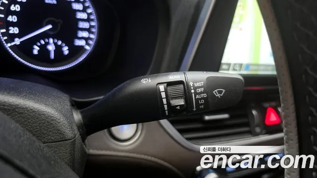 Hyundai Grandeur 2016 thumb 12