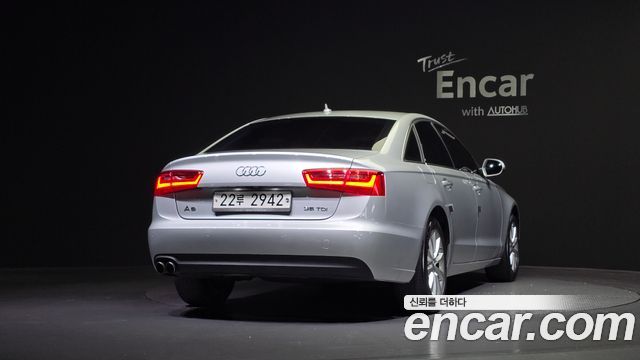 Audi A6 2015 thumb 4