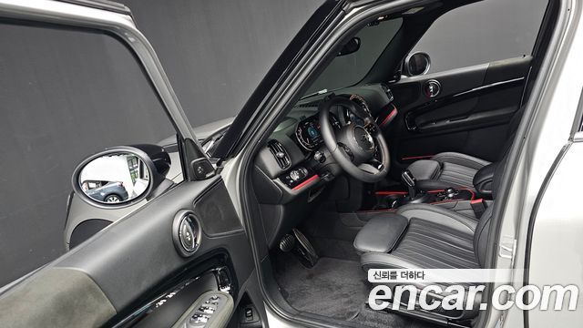 Mini Countryman 2023 thumb 11