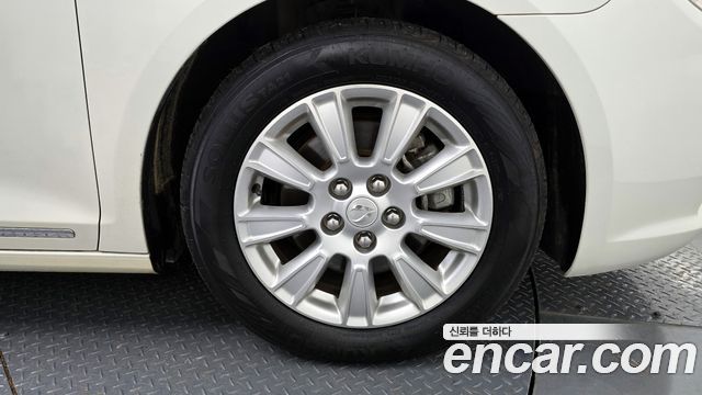 Chevrolet Alpheon 2010 thumb 6