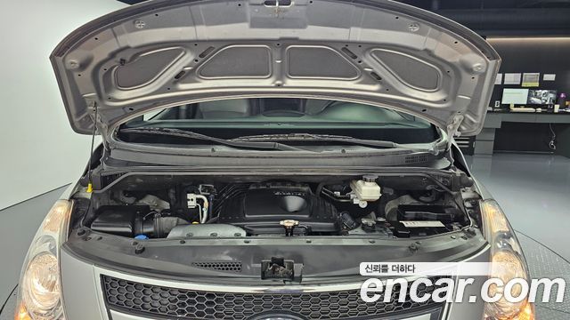 Hyundai Starex 2014 thumb 6