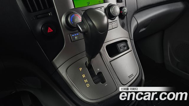 Hyundai Starex 2014 thumb 9