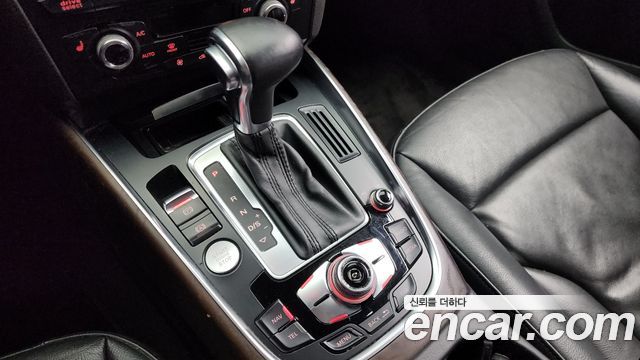 Audi Q5 2014 thumb 10